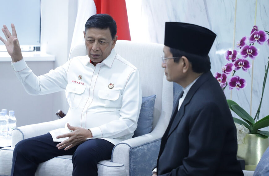 Riak di Lingkar Kekuasaan Prabowo, Purnawirawan Desak Wapres…