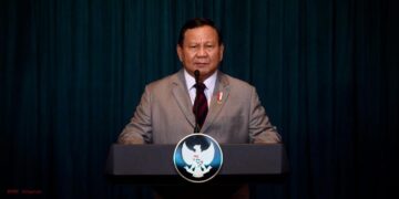 Dibalik Mutasi Batal, Loyalitas Panglima TNI Kepada Panglima Tertinggi atau Jokowi?