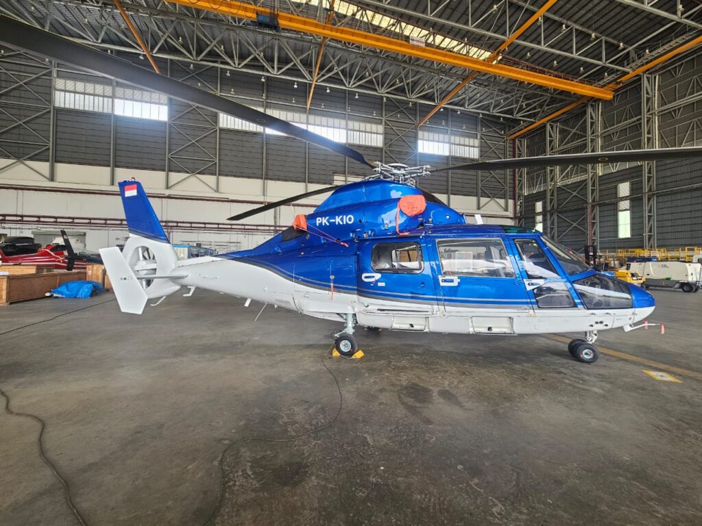 Helikopter Airbus AS365 N3 milik Jaya Trishindo (HELI).