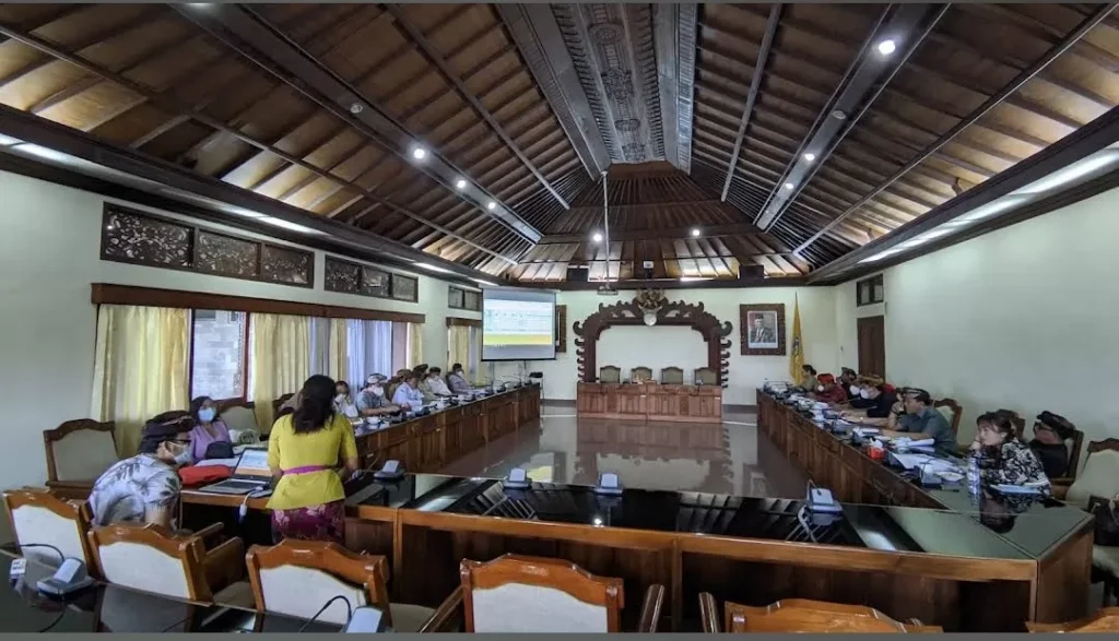 Ruang rapat utama DPRD Bali tempat Ketua DPRD Bali dan anggota dewan menggelar pertemuan.