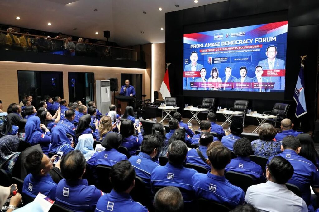 Pabrik gagasan BRAINS Demokrat mencoba jadi dapur ide segar di tengah dunia politik yang membosankan dan kehilangan daya tarik bagi generasi muda.