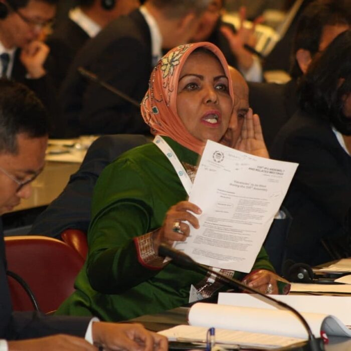 Nurhayati Ali Assegaf saat berbicara tentang perempuan dan politik di Indonesia.