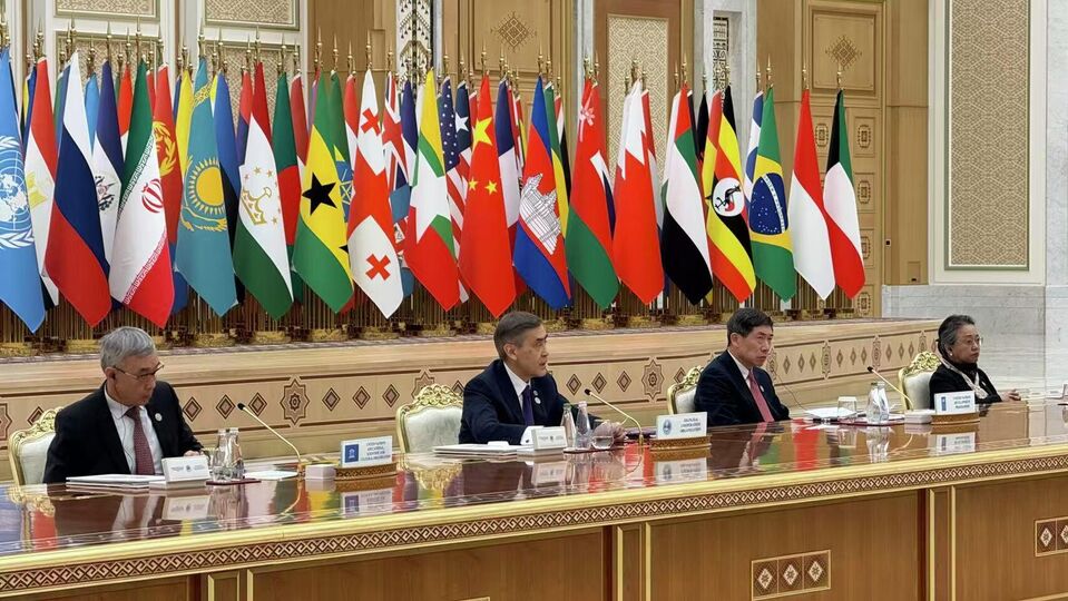 Sekretaris Jenderal SCO Nurlan Yermekbayev di Forum Perdamaian Turkmenistan