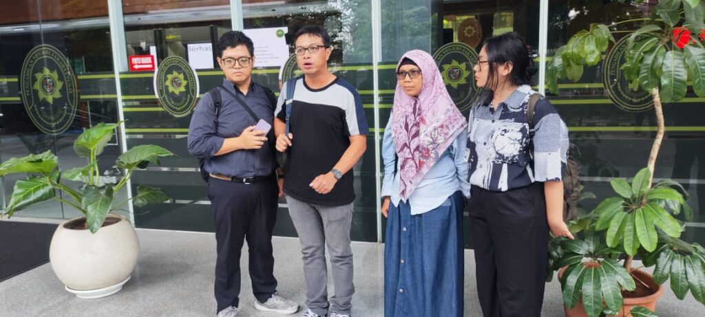 Sidang gugatan PHK TVOne oleh pekerja di Pengadilan Negeri Jakarta Pusat.