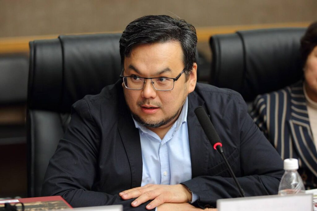 Esen Usubaliev discusses the future of Central Asia and regional security.